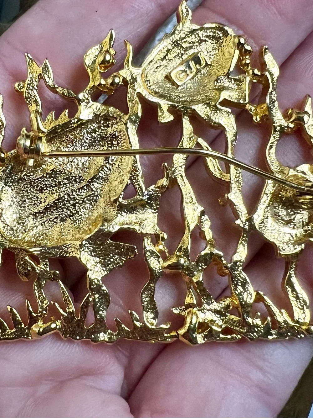 N/A fish gold